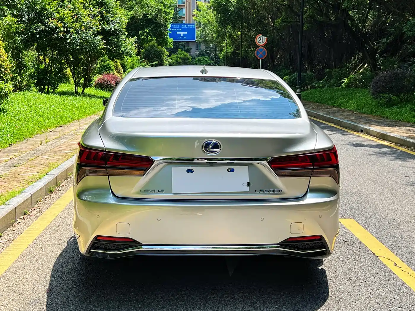 Lexus LS 2022 2021 500h Luxury Edition