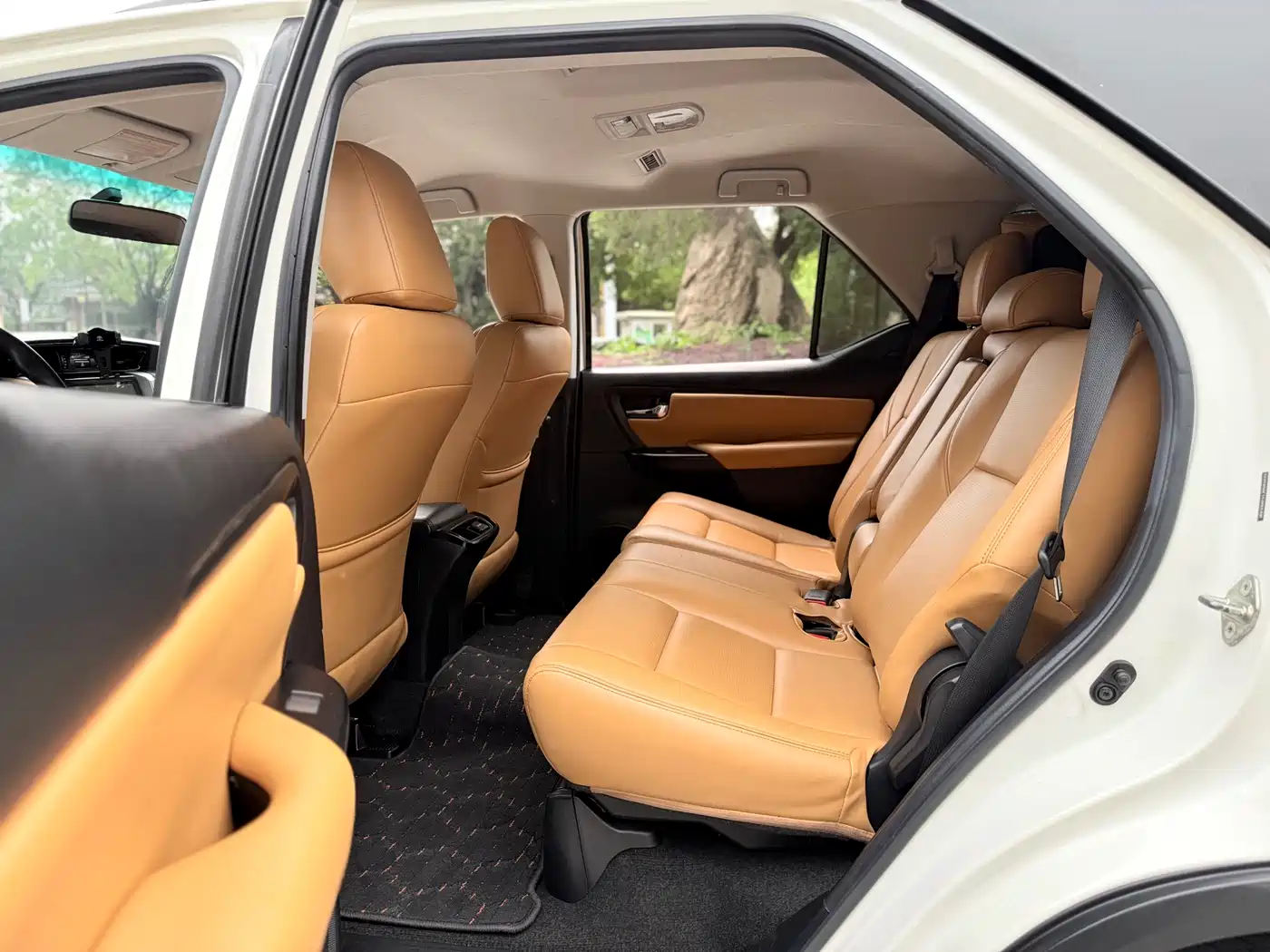 Toyota Fortuner 2016 2.7L Middle East Edition фото 11