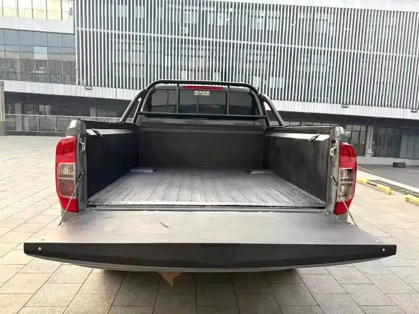 Dongfeng Rich 7 2023 2022 2.3T Automatic 4WD Diesel Standard Long Cargo M9T