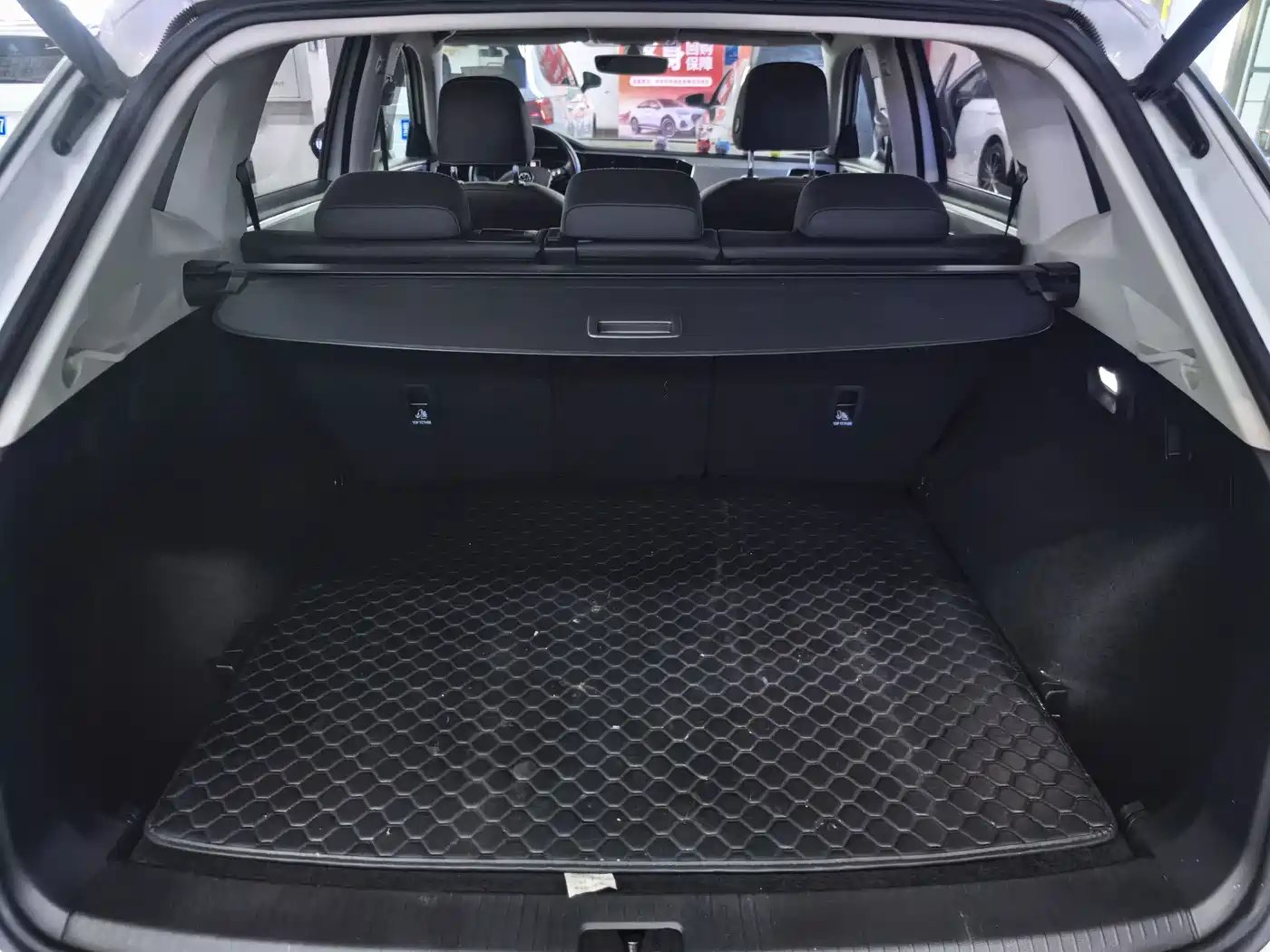 Volkswagen Tayron 2022 280TSI 2WD Luxury Smart Connect Edition фото 12