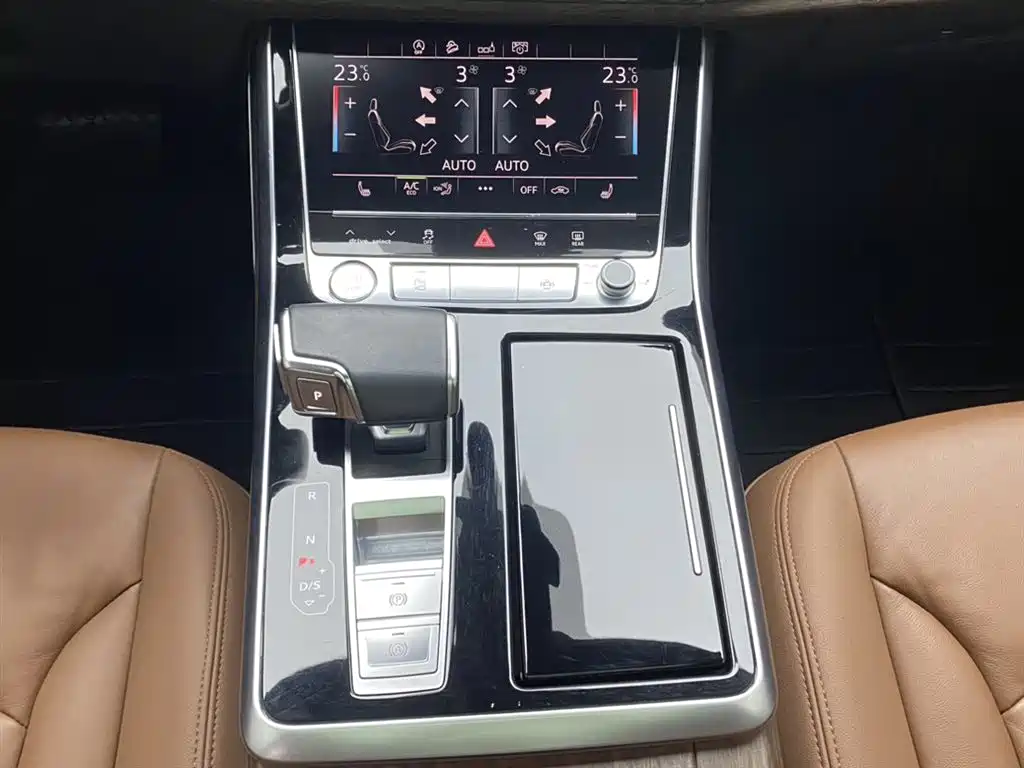 Audi Q7 2020 55 TFSI quattro S line Sport фото 20