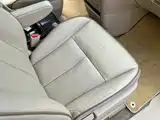 Photo 19 - Nissan Quest