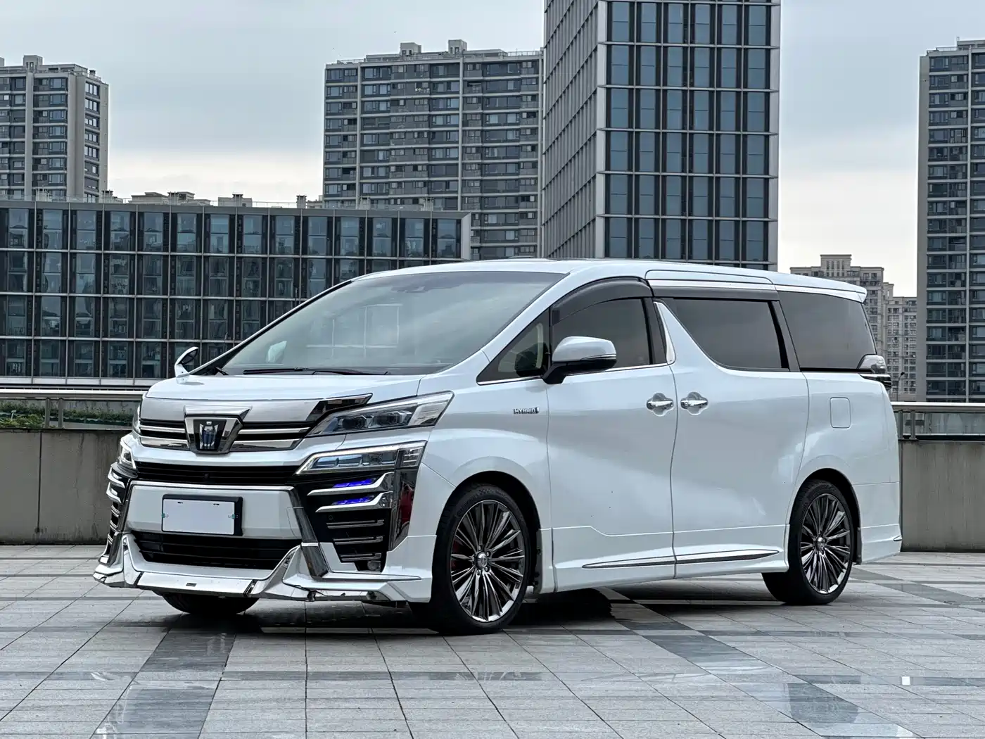 Toyota Vellfire 2019 Hybrid 2.5L HV Premium Edition
