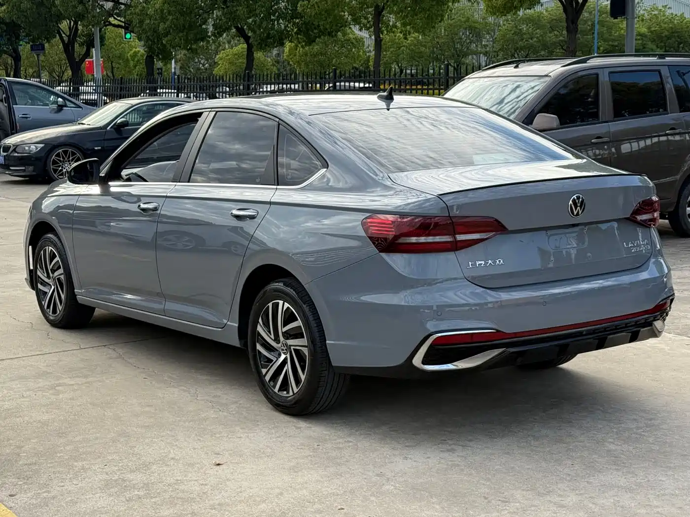 Volkswagen Lavida 2023 280TSI DSG Starlight Comfort Edition фото 5