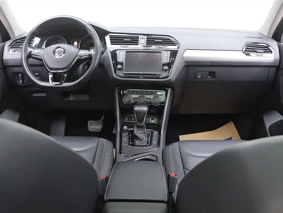 Volkswagen Tiguan L 2018 330TSI Automatic 2WD Luxury Edition фото 26