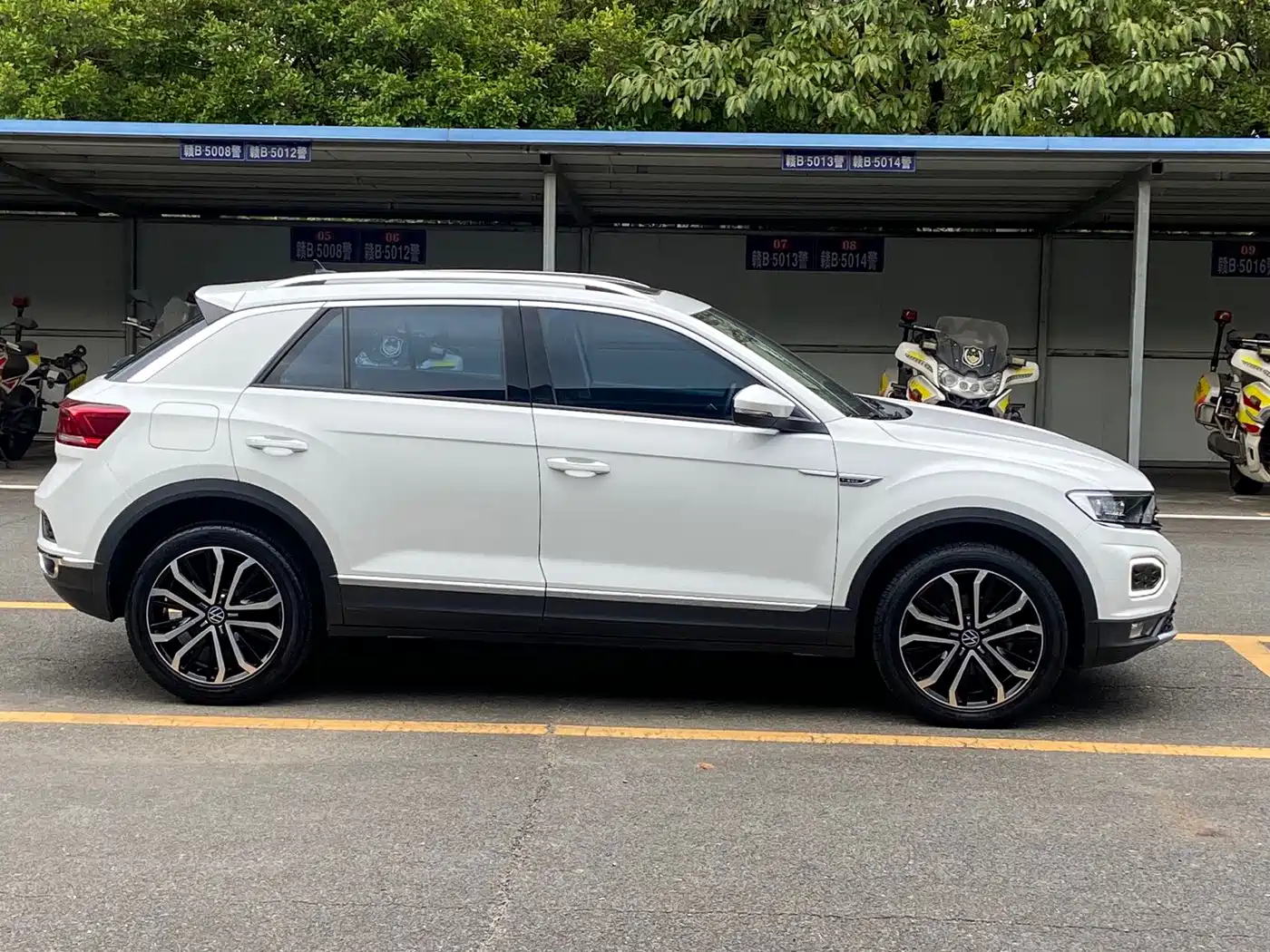 Photo 7 - Volkswagen T-ROC