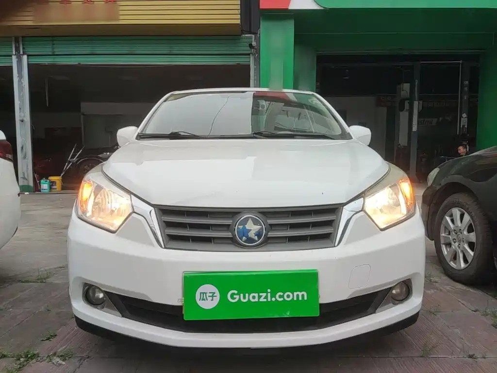 2015 Venucia D50