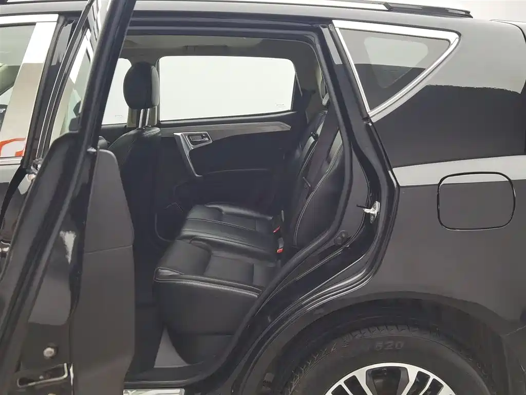 GEELY AUTOMOBILE VISION X6