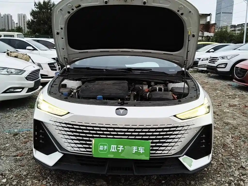 Changan UNI-V iDD 2023 2023 Smart Electric iDD 1.5T 113km Smart Fun Type (Rapid Edition)
