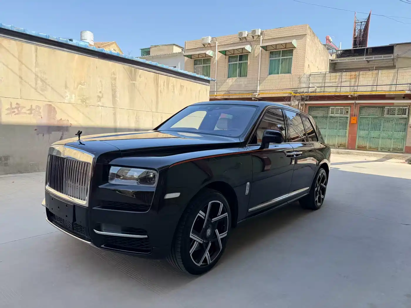Rolls-Royce Cullinan 2018 5-Seater Version фото 16