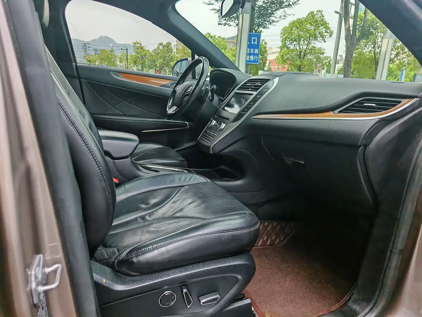 Lincoln MKC 2018 2018 2.0T FWD Elegance Edition