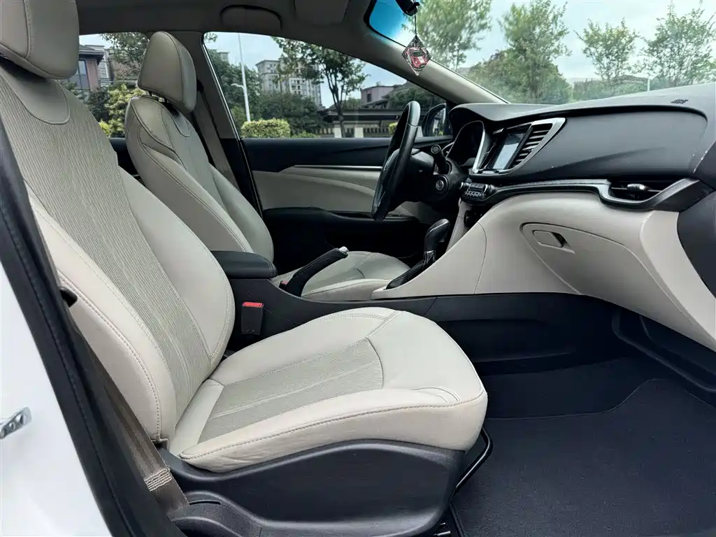 Фото 7 - Buick Excelle