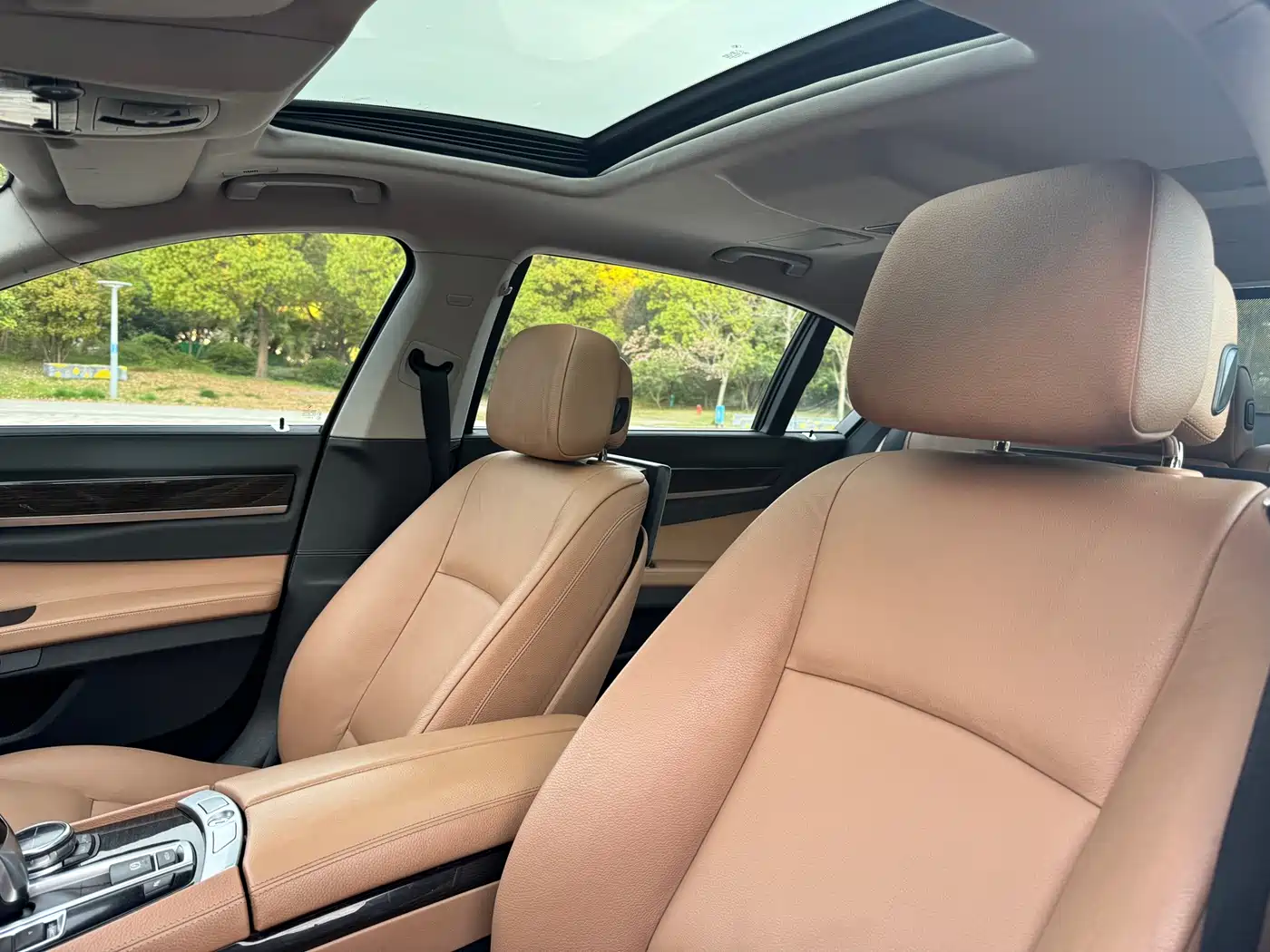 BMW 7 Series 2013 Model 730Li Luxury фото 11