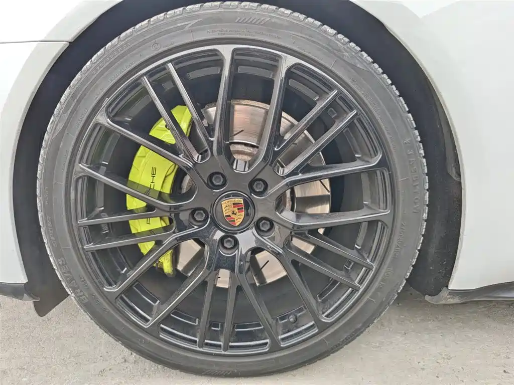 Porsche Panamera New Energy 2022 Panamera 4 E-Hybrid Platinum Edition 2.9T фото 15
