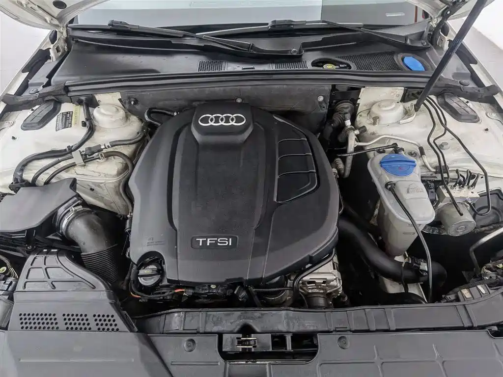 Audi A4L 2015 35 TFSI Auto Comfort фото 6