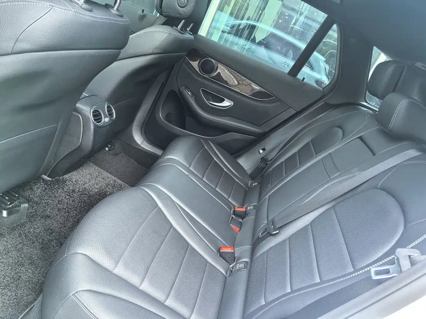 Mercedes-Benz GLC 2017 GLC 260 4MATIC Dynamic фото 13