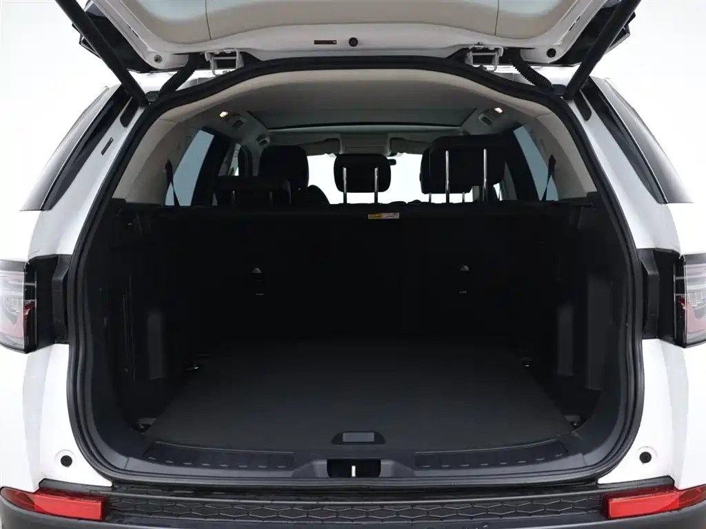 Land Rover Discovery Sport 2020 200PS Family Edition фото 8