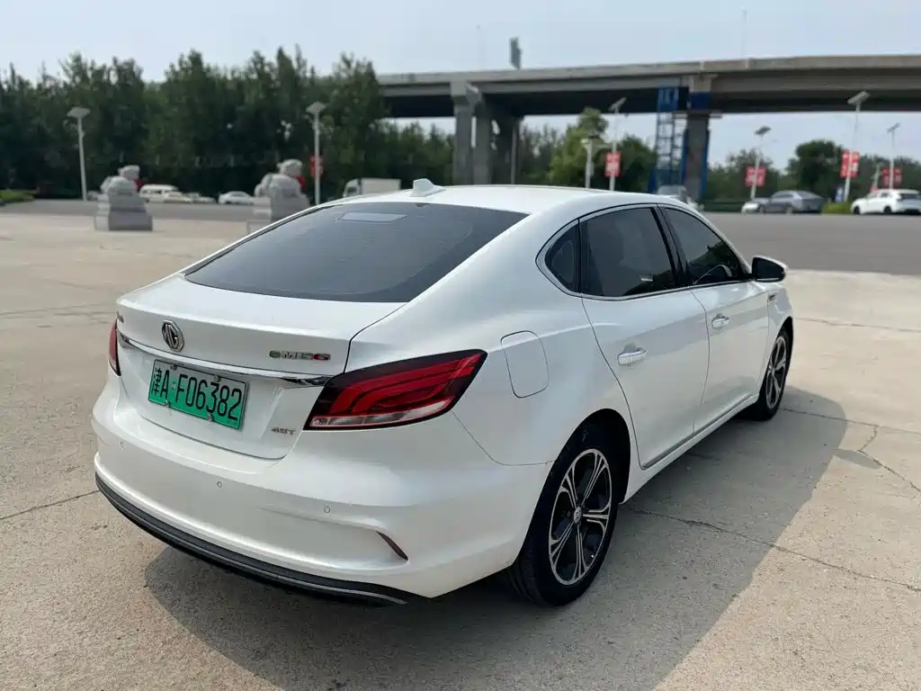MG 6 New Energy 2018 2018 45T E-DRIVE Intelligent Hybrid PILOT Internet Premium Edition
