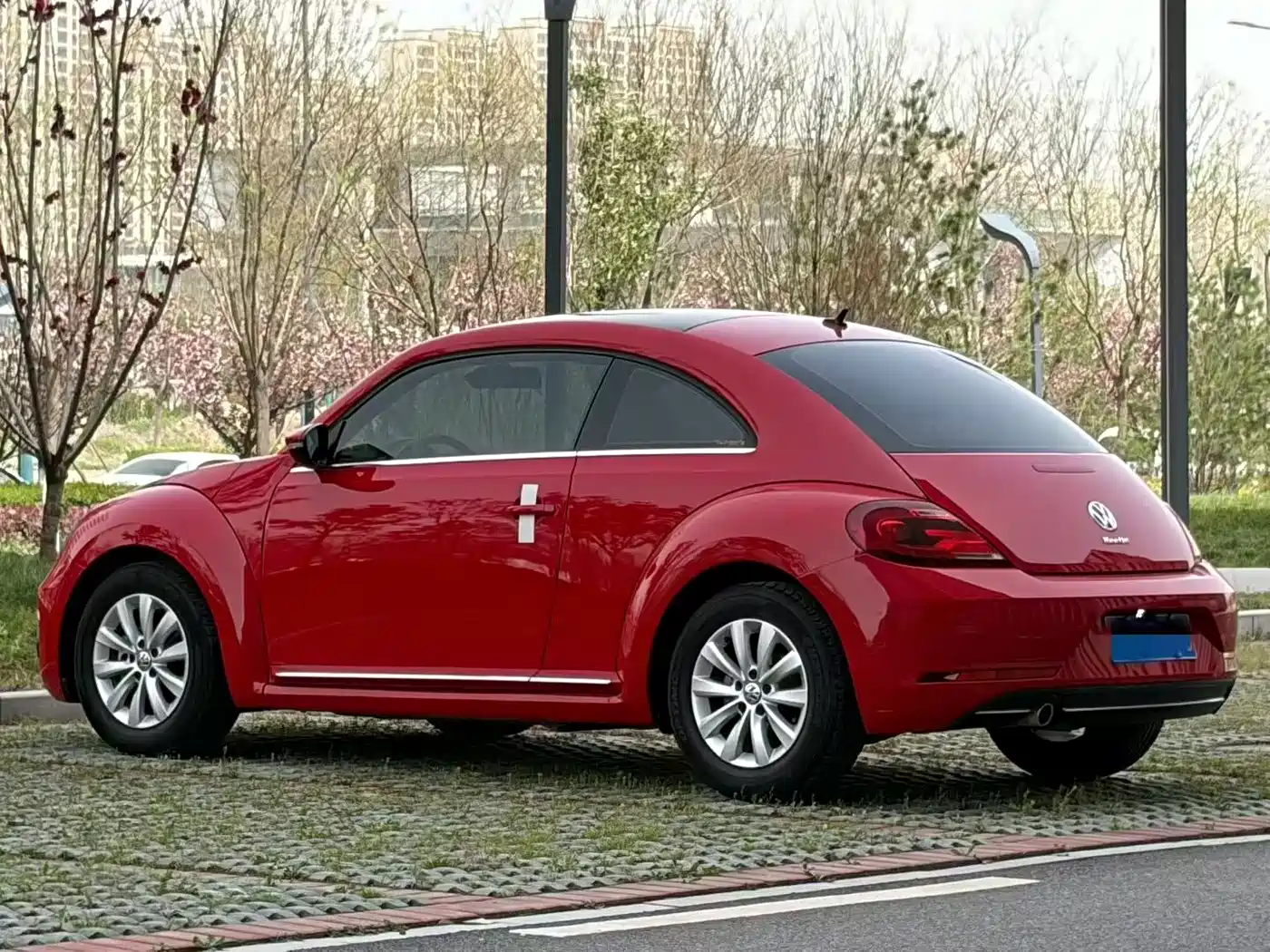 Volkswagen Beetle 2018 180TSI Easy Joy Edition фото 4