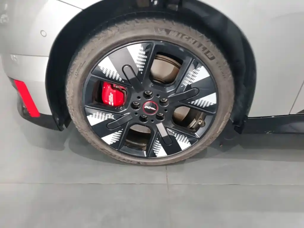 MINI Electric MINI JCW 2026 2025 Facelift JOHN COOPER WORKS