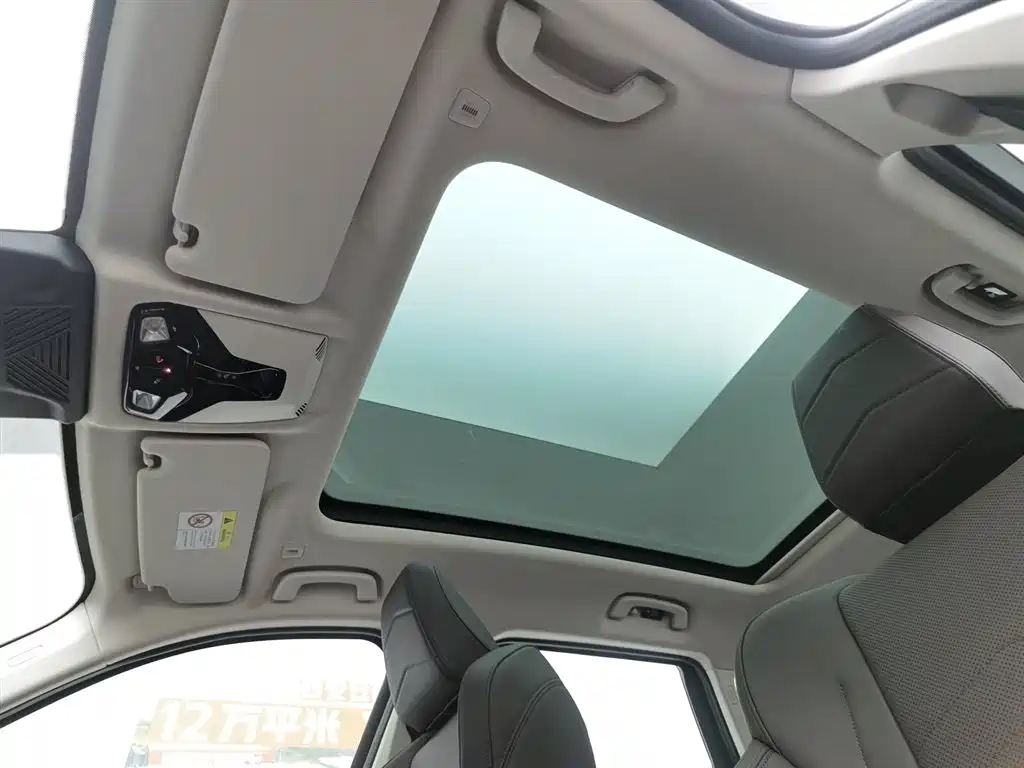 BMW X1 2024 sDrive20Li X Design Package фото 14