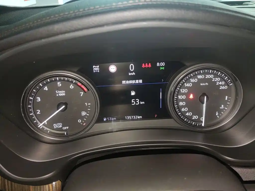 Photo 12 - Cadillac XT4