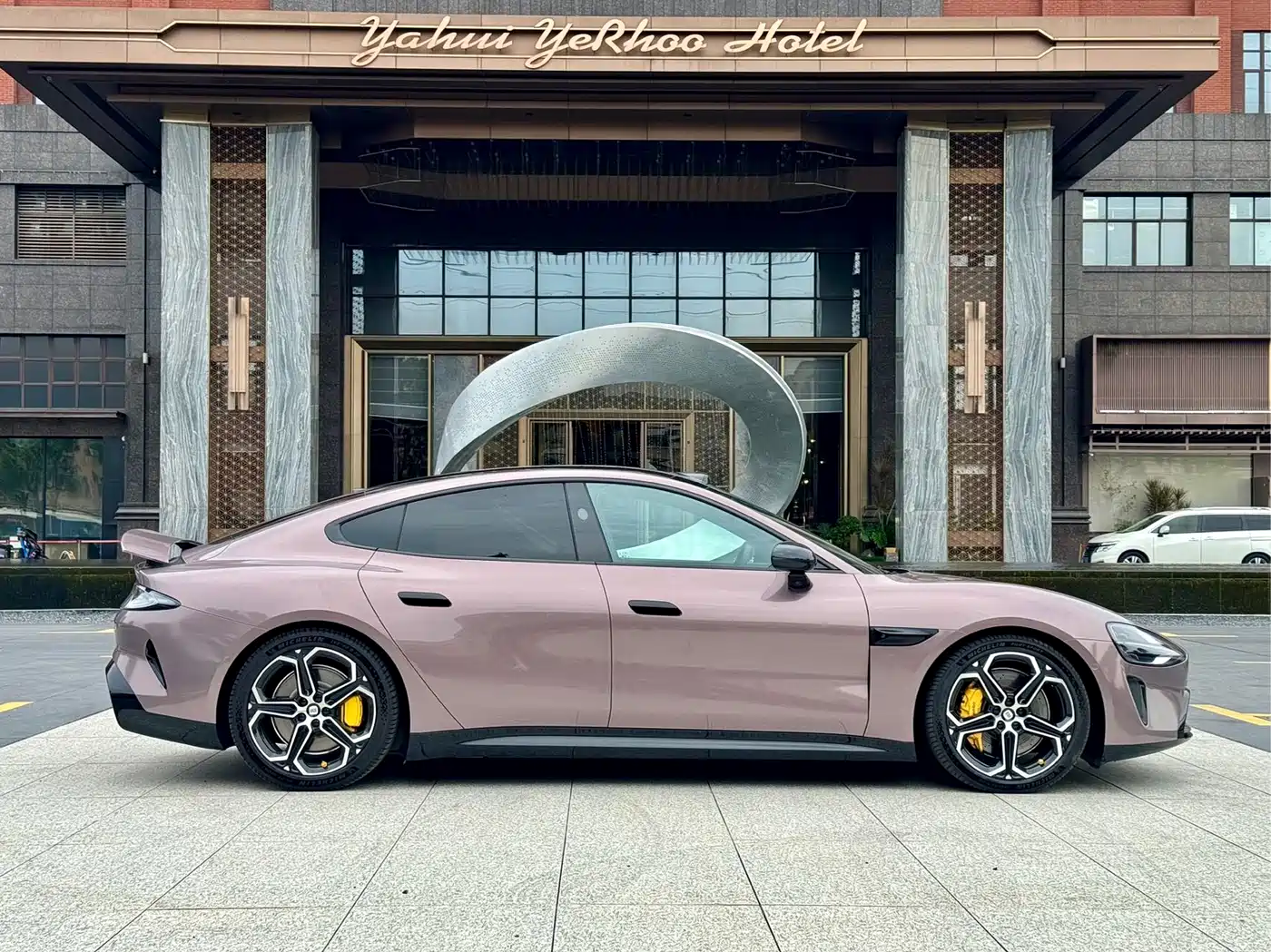 XIAOMI CAR XIAOMI SU7