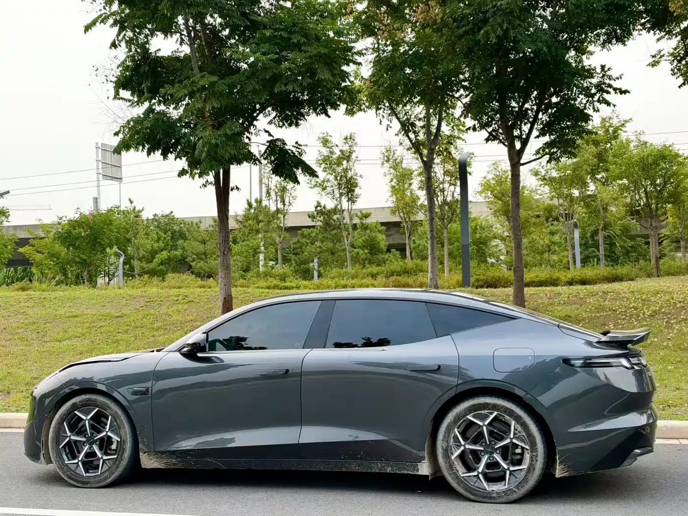 Lynk & Co Z10 2024 2025 95kWh 766km RWD Max