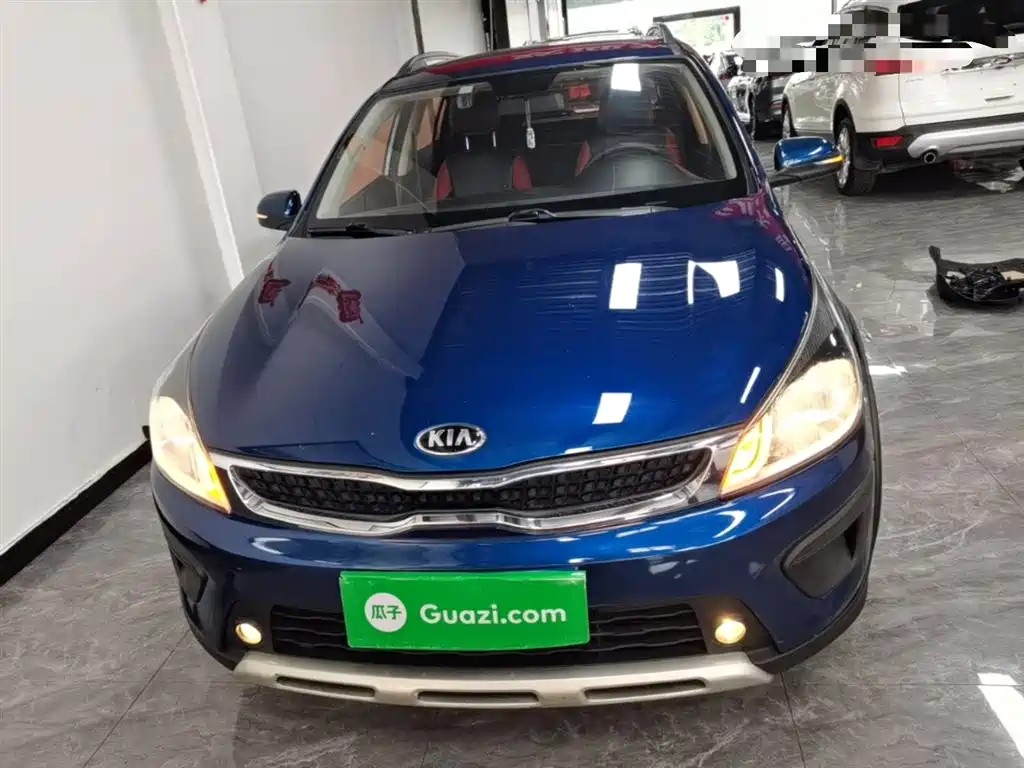 Kia KX CROSS 2017 1.4L AT GLS фото 3