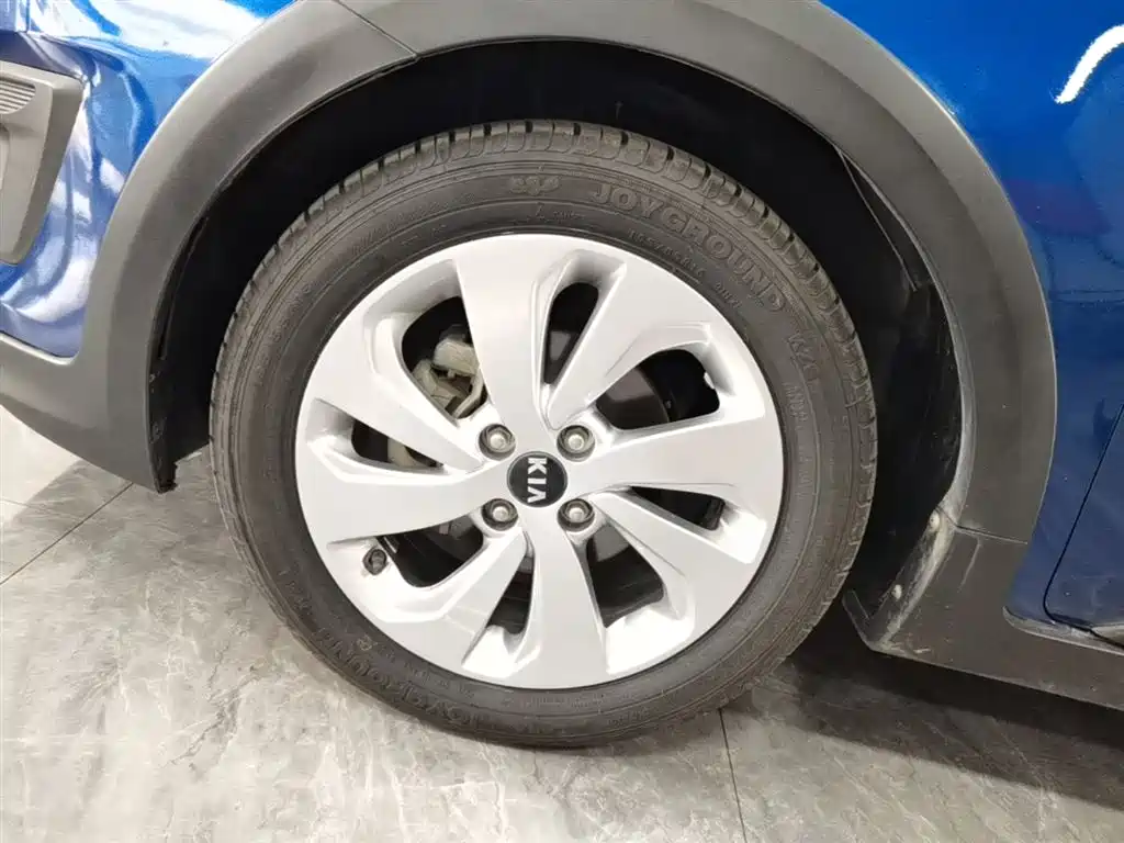 Kia KX CROSS 2017 1.4L AT GLS фото 25