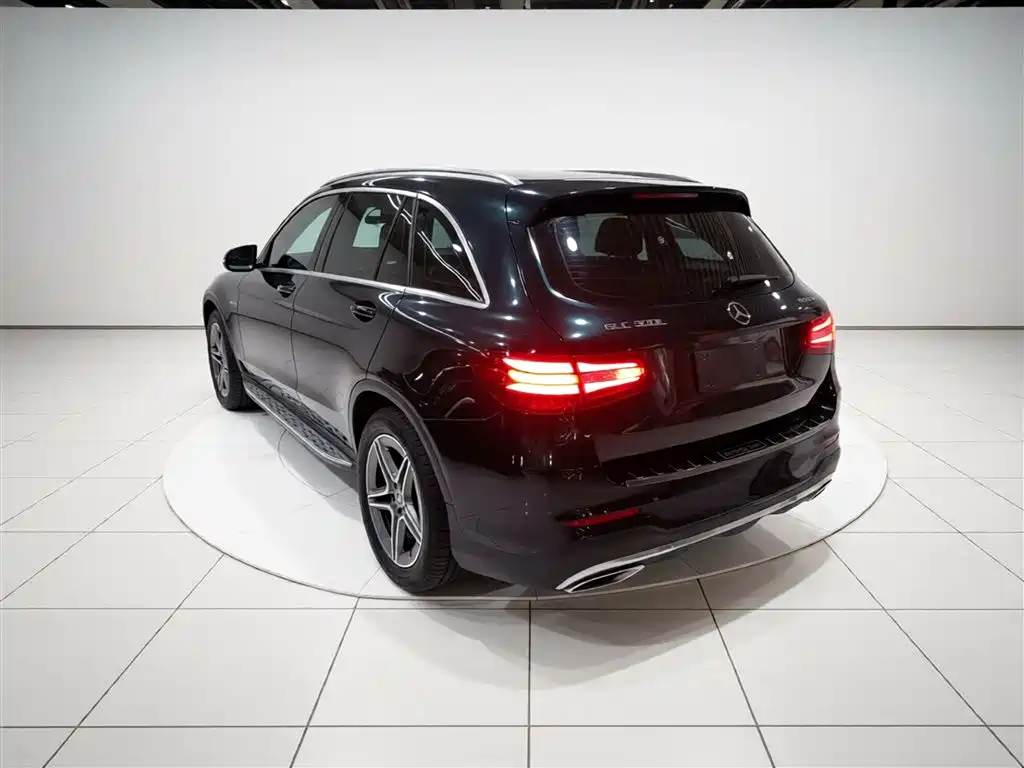 Mercedes-Benz GLC 2018 GLC 260 4MATIC Dynamic фото 5