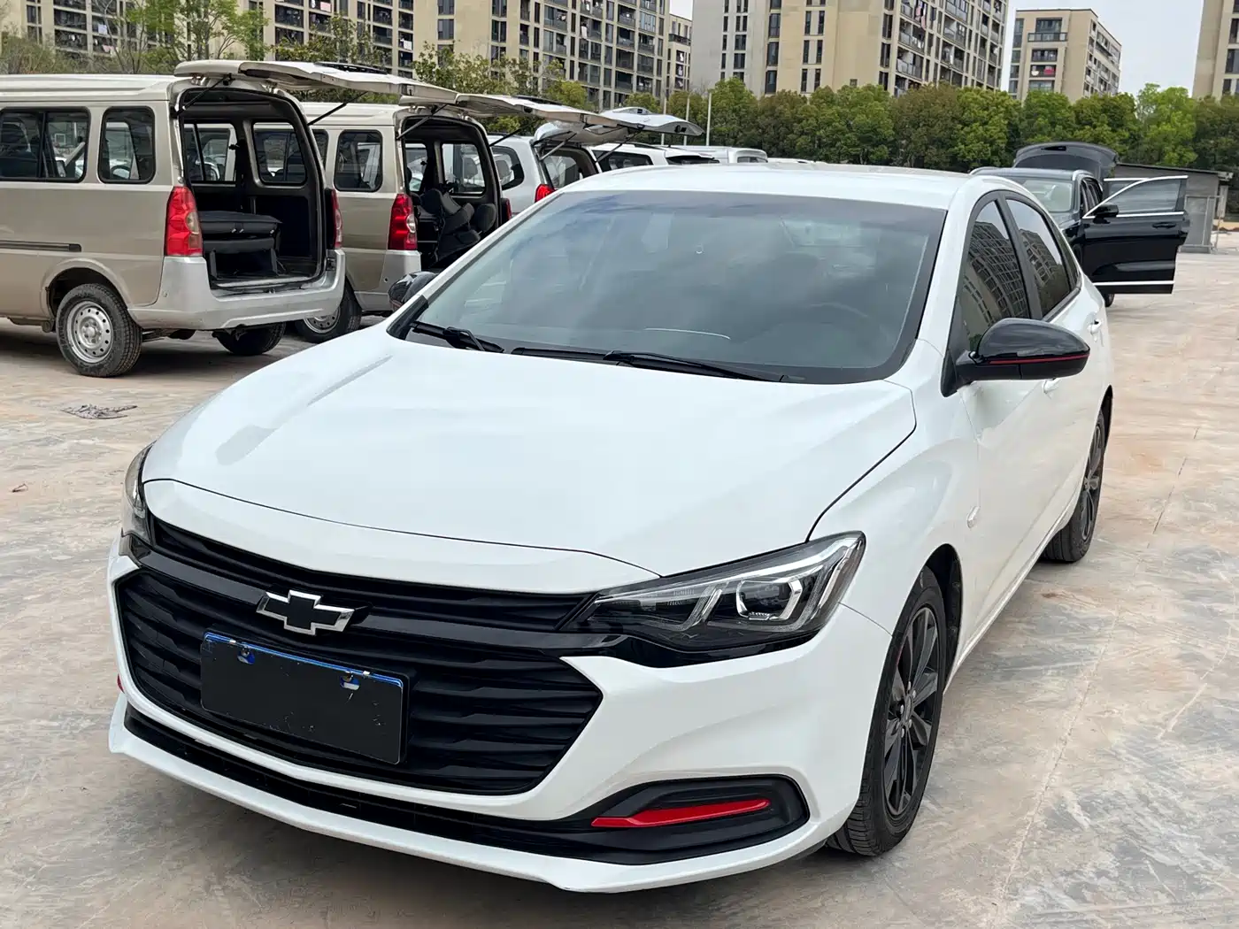 CHEVROLET CRUZE
