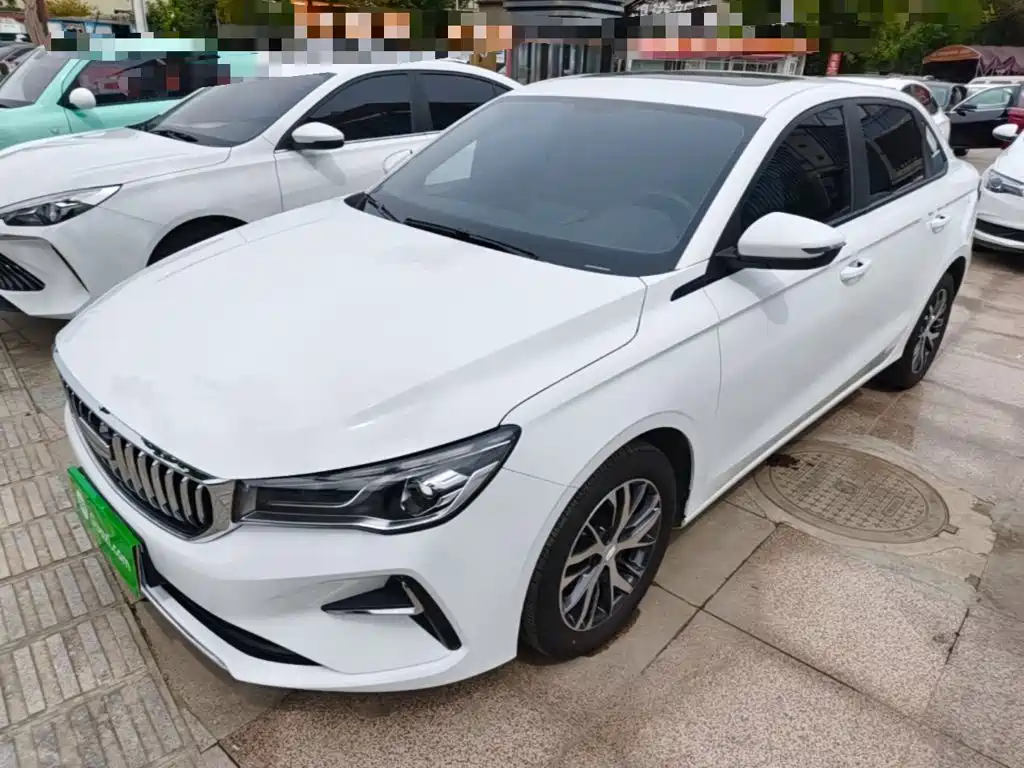 Фото 1 - Geely Emgrand