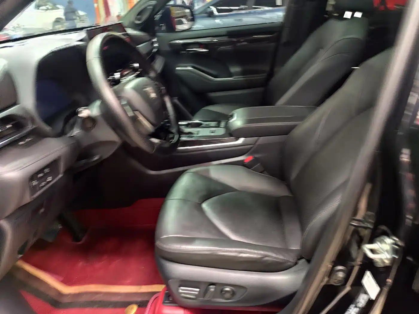 Toyota Crown Kluger 2022 2.5L HEV 4WD Flagship Edition фото 7