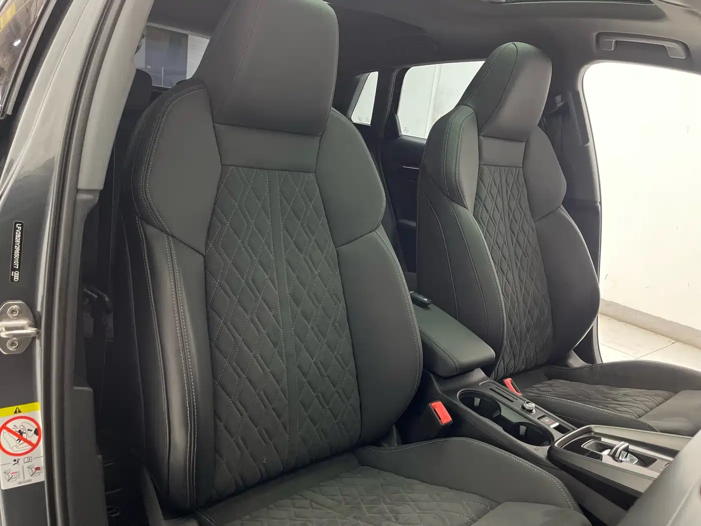 Audi A3 2024 Model Sportback 35 TFSI Luxury Sport фото 27