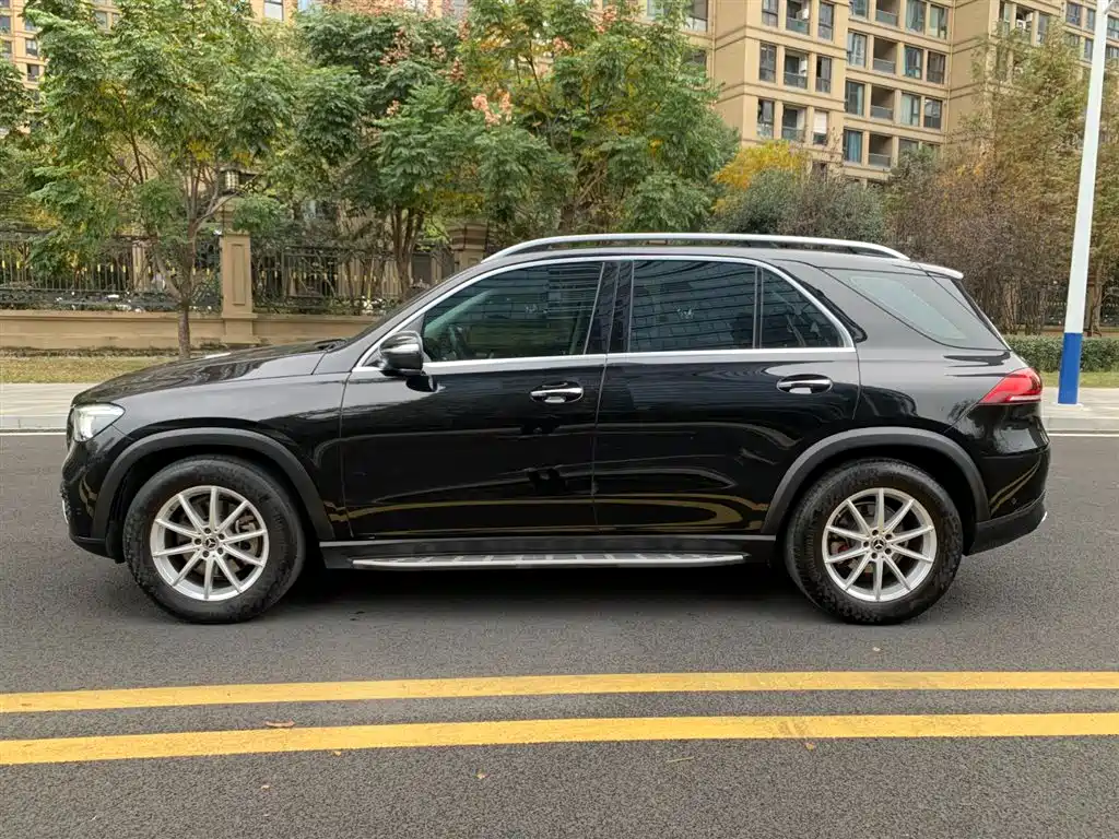 Mercedes-Benz GLE 2022 GLE 350 4MATIC Fashion фото 7