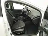 Фото 23 - Ford Focus