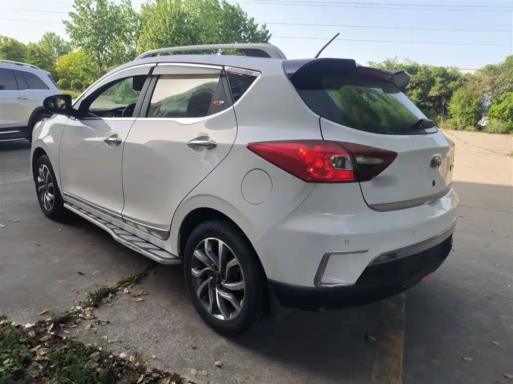 JAC Motors Refine S2 2016 2017 1.5L Manual Luxury Smart