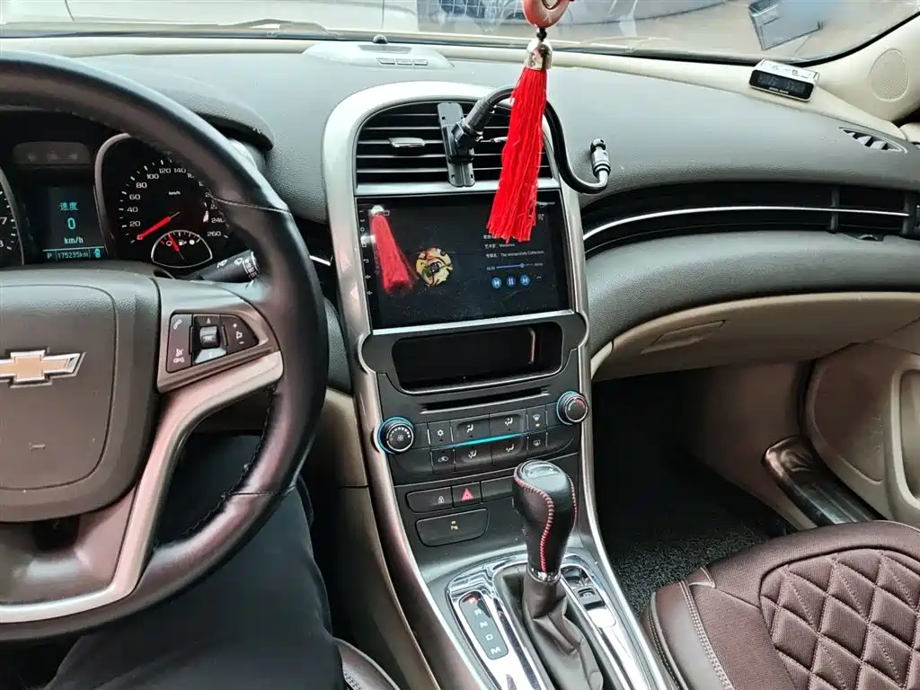 Chevrolet Malibu 2014 2.0L Automatic Comfort фото 10