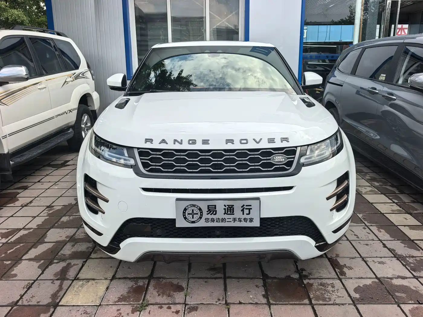 Фото 2 - Land Rover Range Rover Evoque
