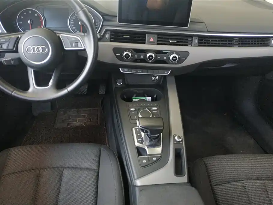 Audi A4L 2017 40 TFSI Progressive фото 16