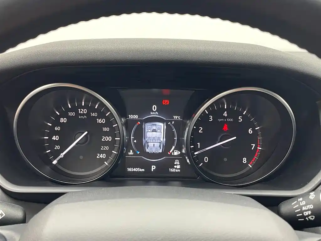 Land Rover Discovery 2018 3.0 SC V6 SE фото 16