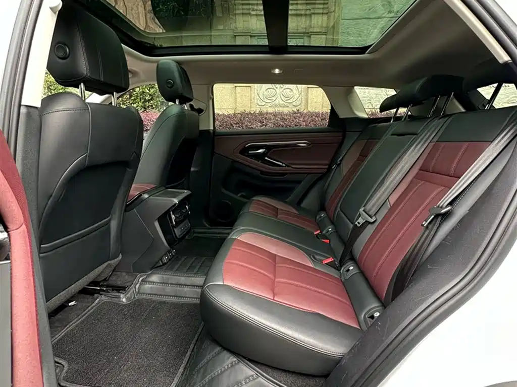 Land Rover Range Rover Evoque 2021 Range Rover Evoque L 249PS R-Dynamic S Performance Edition фото 14