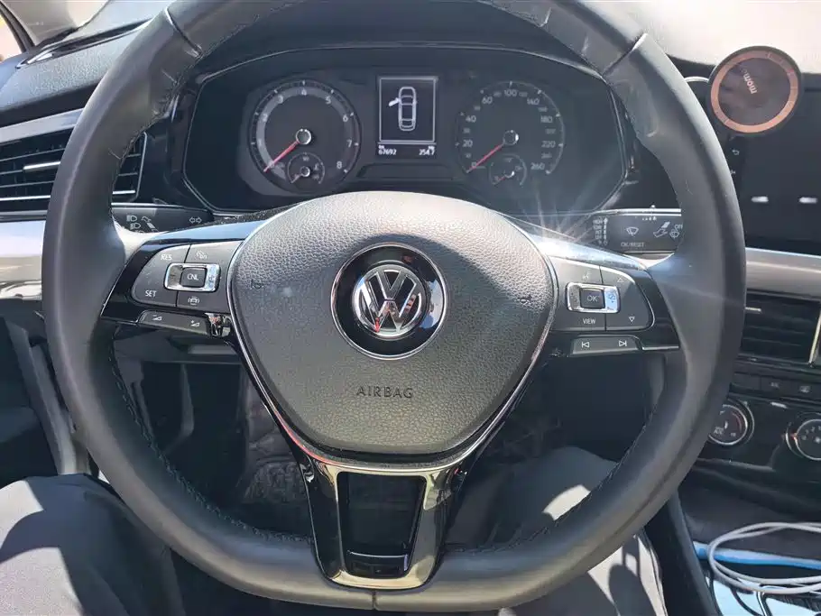 Volkswagen Bora 2020 1.5L Automatic Fashion фото 15