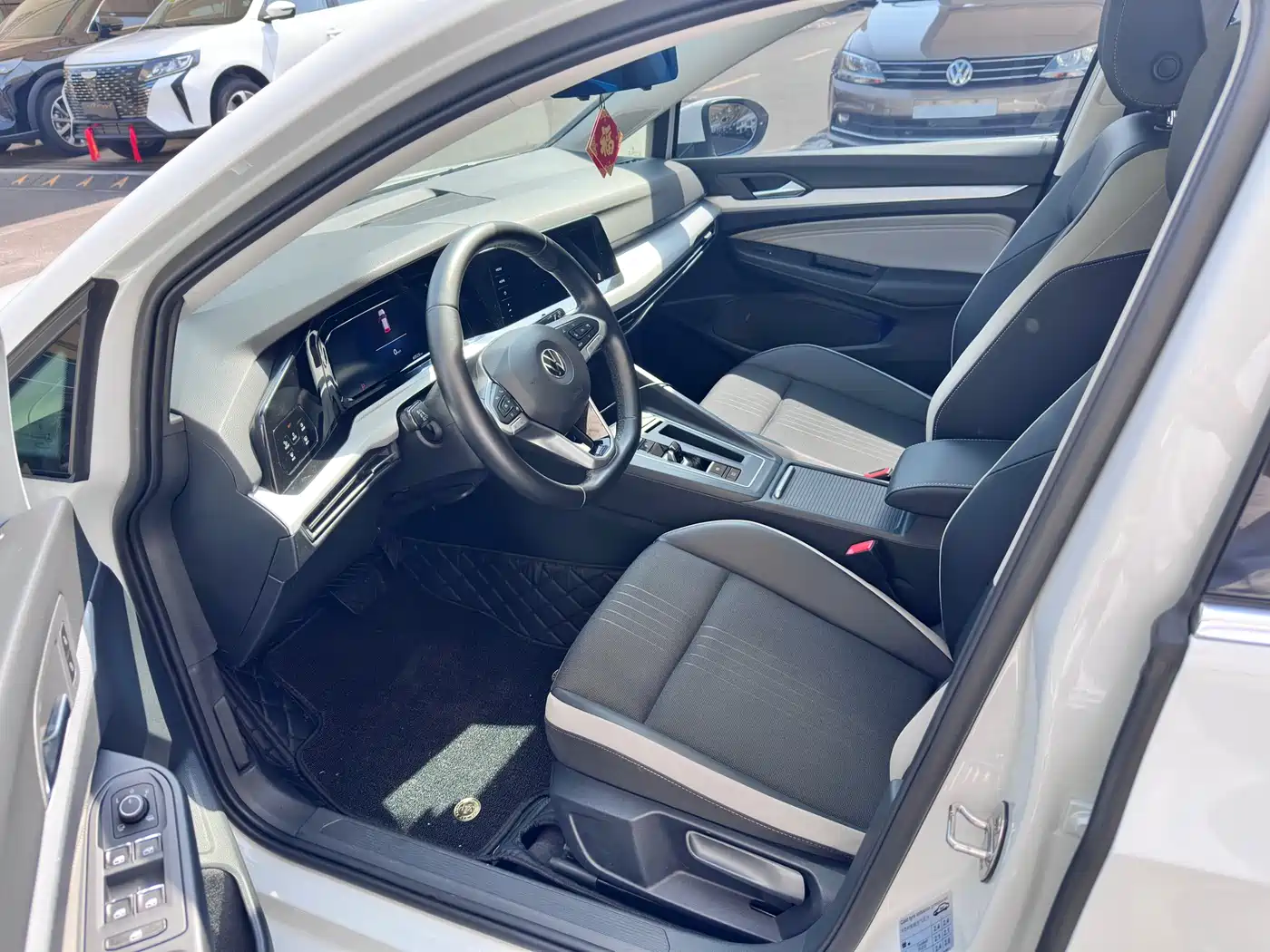 Volkswagen Golf 2021 280TSI DSG Pro фото 5