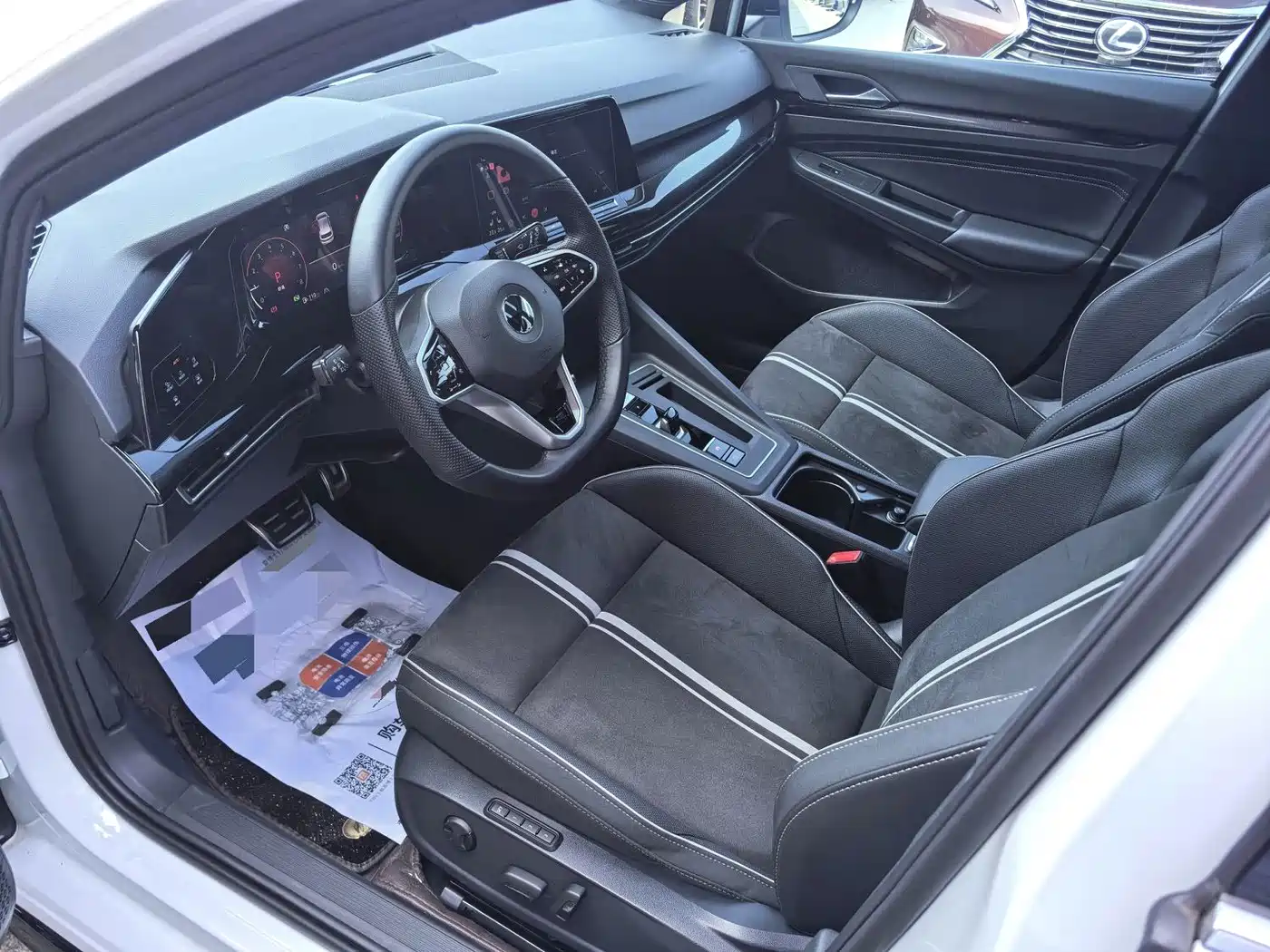 Фото 8 - Volkswagen Golf