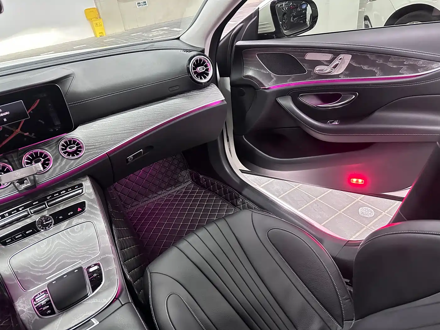 MERCEDES-BENZ CLS