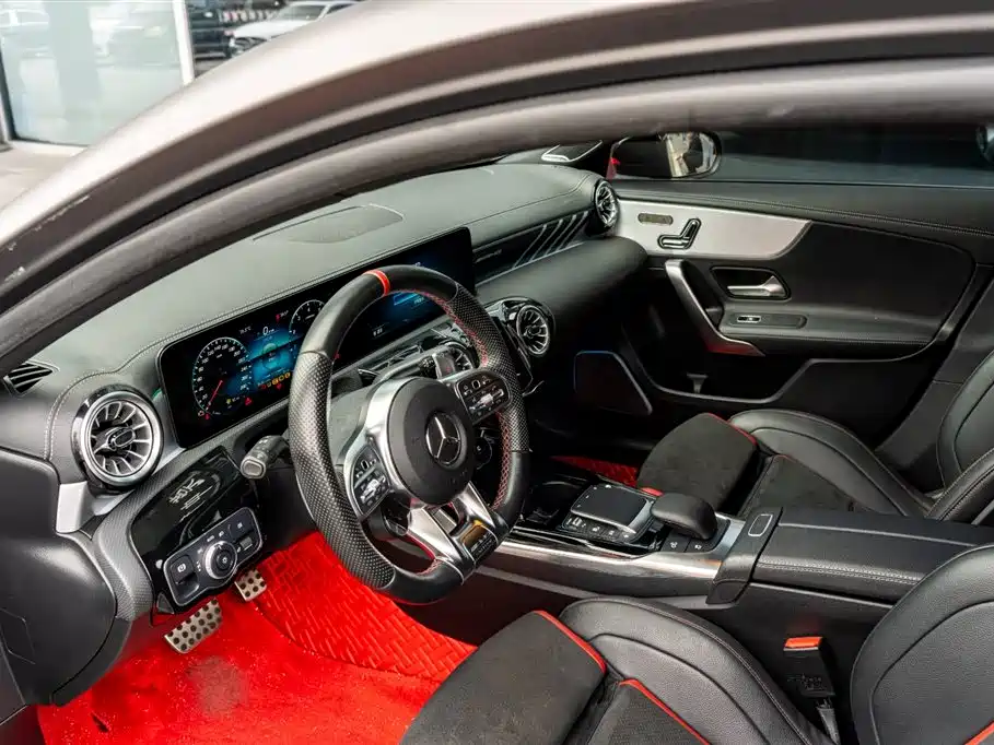 Mercedes-Benz A-Class AMG 2022 Model AMG A 35 L 4MATIC Blazing Night Special Edition фото 18
