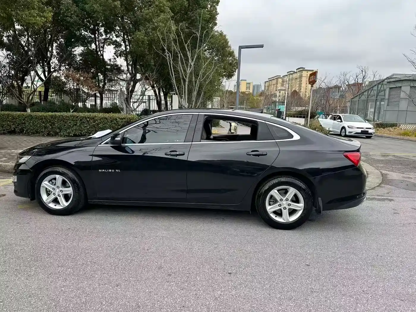 Фото 2 - Chevrolet Malibu XL