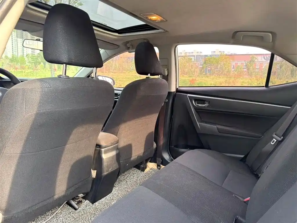 Toyota Levin 2014 1.8GS CVT Elite Edition фото 7